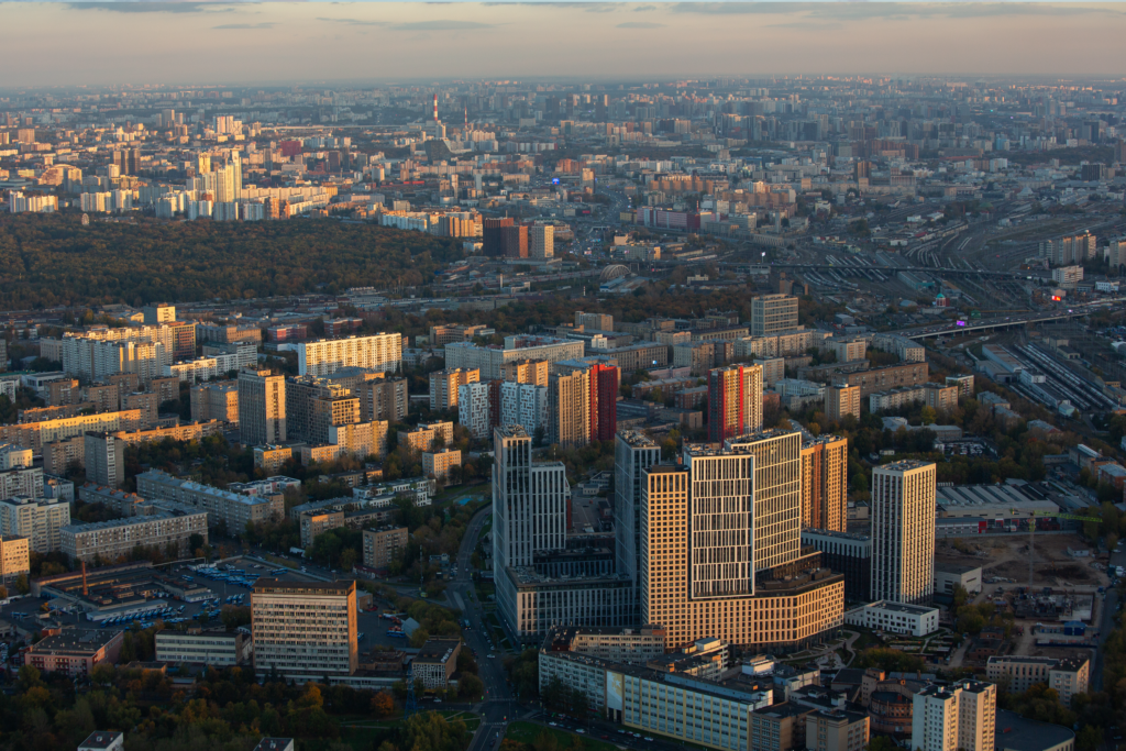 Вечерняя Москва с высоты Останкинской башни